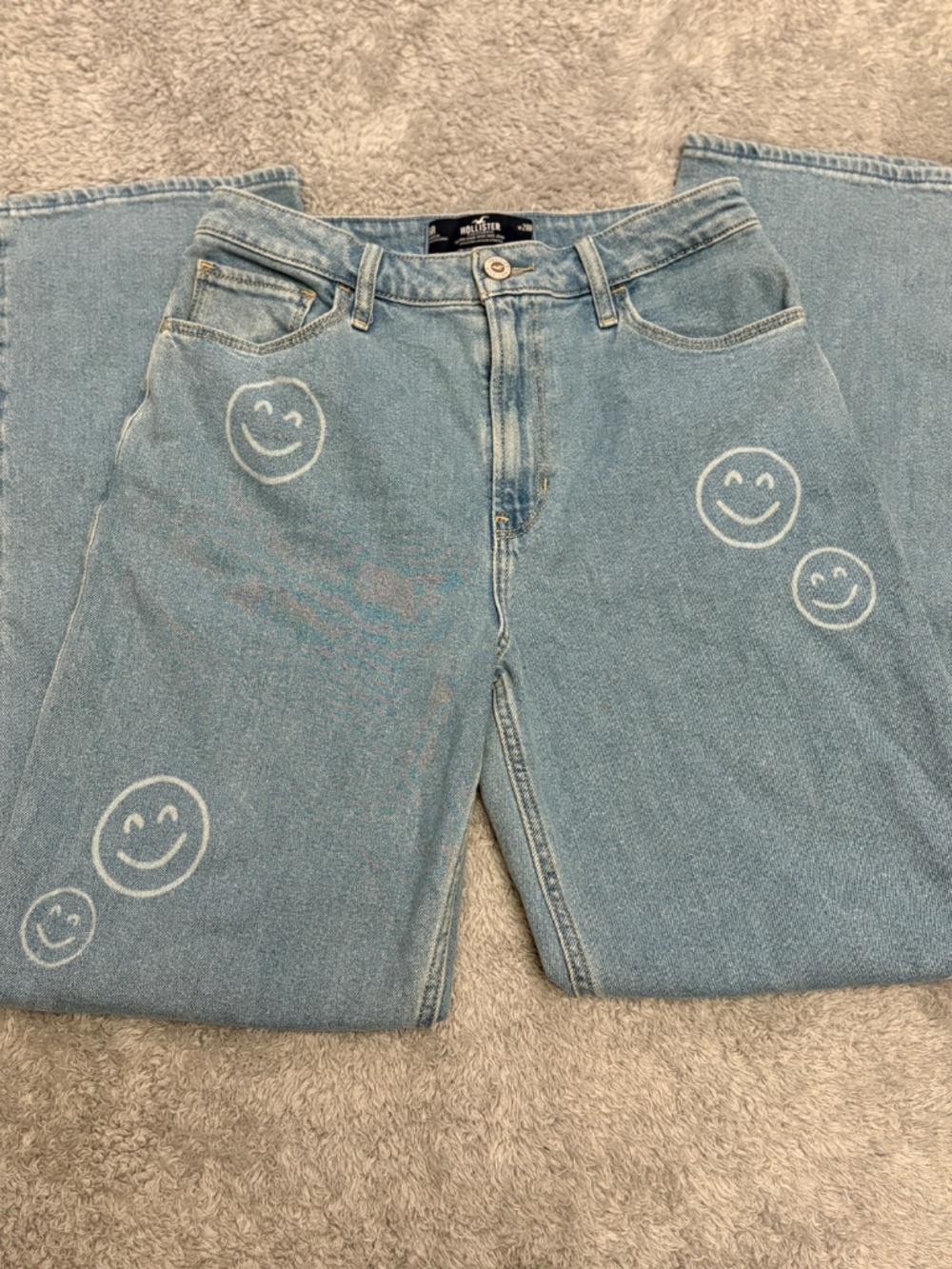 Women's Hollister Ultra High Rise Dad Jeans - Picture 2 of 7